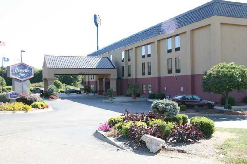 Hampton Inn Louisville/I-65/Brooks Road Exterior photo